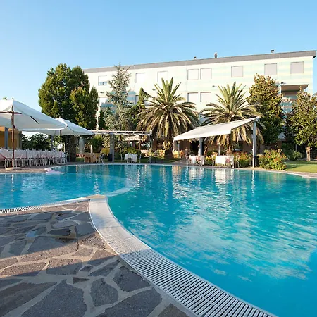 德拉纳拉餐饮酒店 酒店