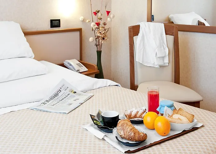 Ristorante Dragonara Сан-Джованни-Театино